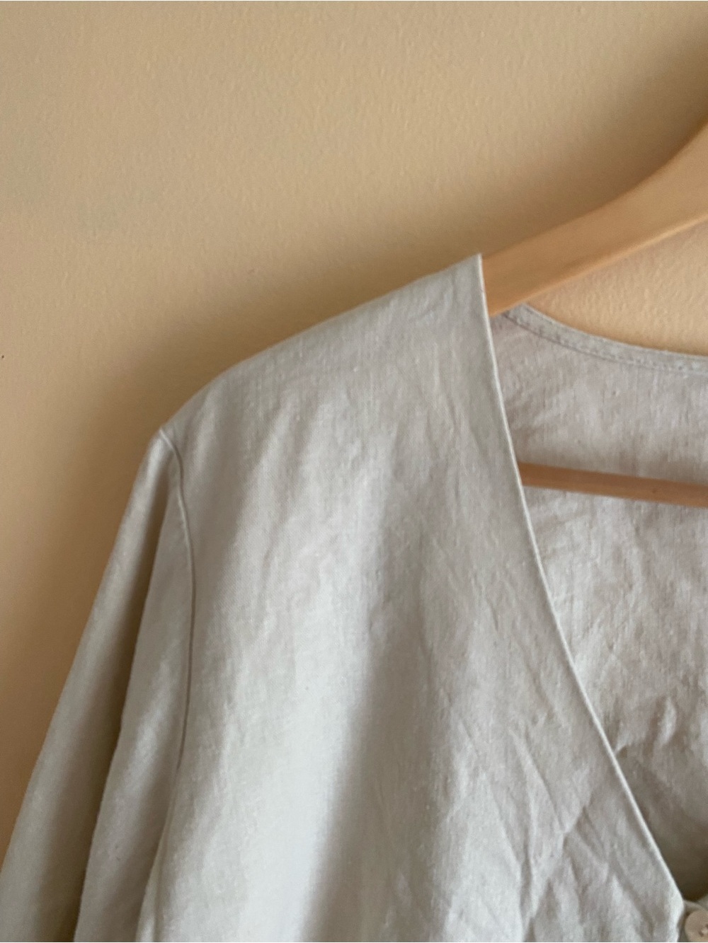 Joie Linen Blend Tie Front Blouse Woman 1X Beige Button Front Boho Top Softgirl - Picture 4 of 14